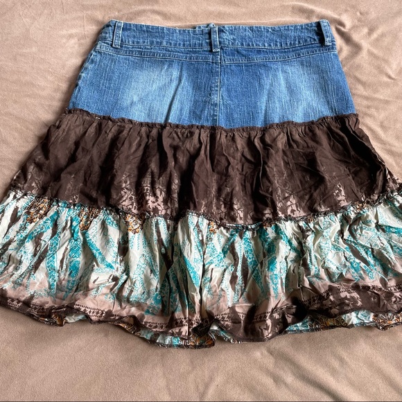 NWOT Denim and Printed Skirt - Labeled M, Fits like a Small - Picture 5 of 5